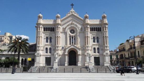 ريجّو دي كالابريا B&B Green Stazione Centrale E Centro المظهر الخارجي الصورة