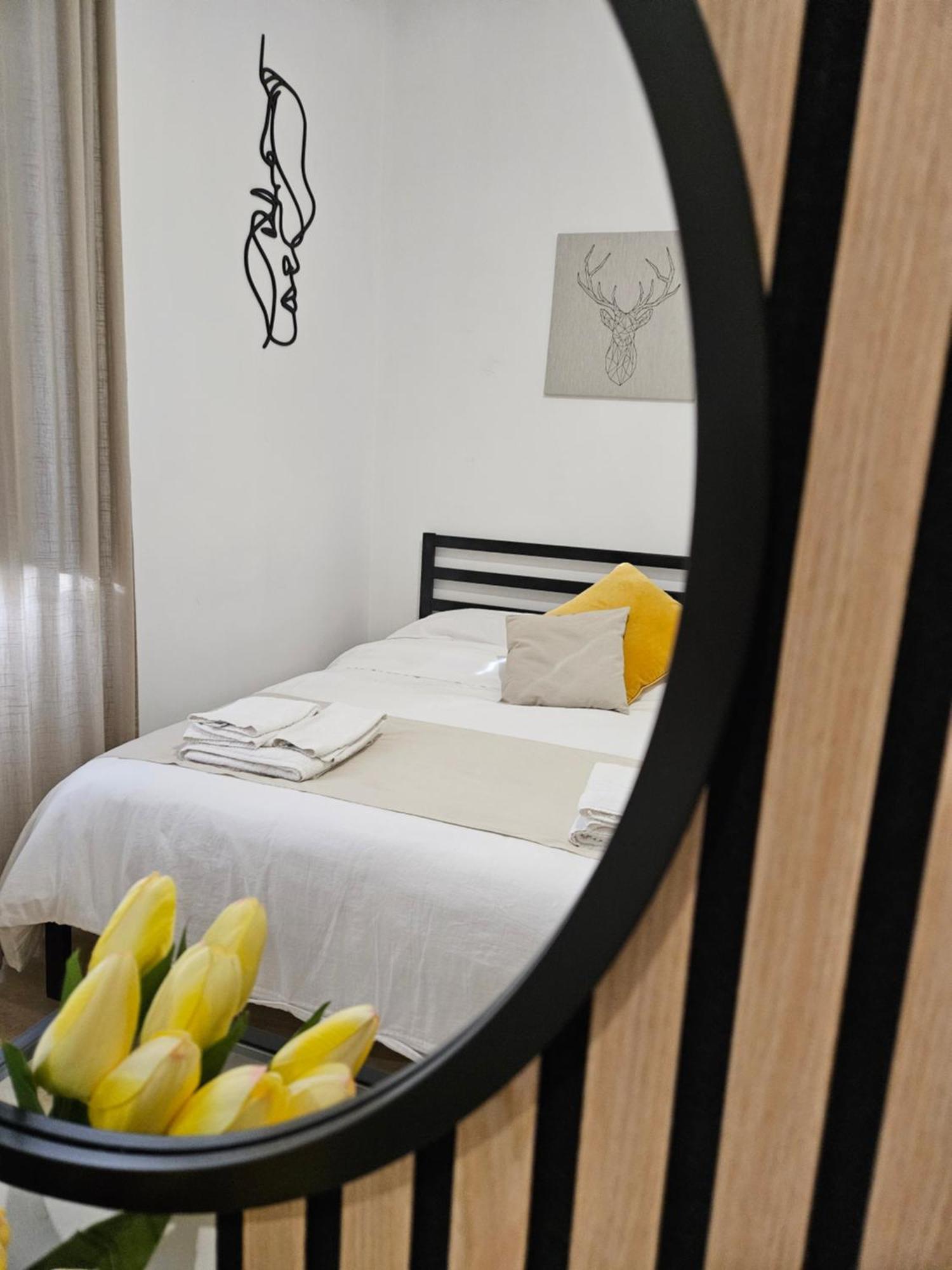 ريجّو دي كالابريا B&B Green Stazione Centrale E Centro المظهر الخارجي الصورة